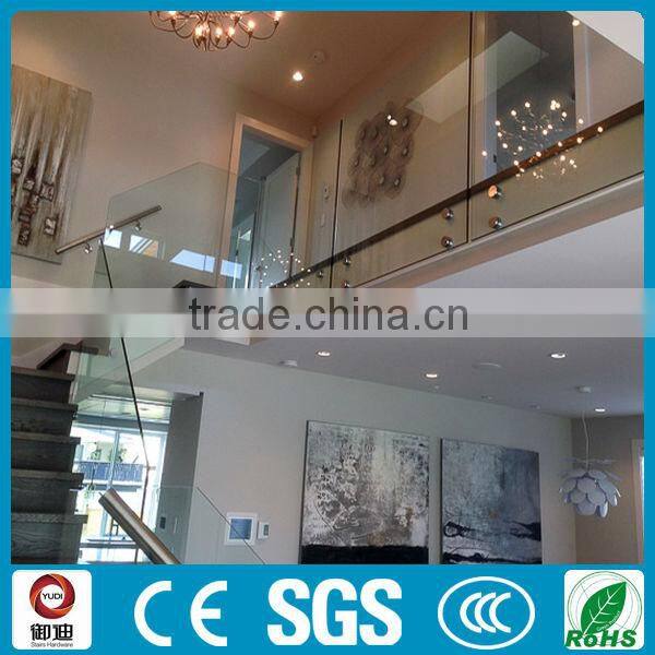Staircase Glass Railing Designs