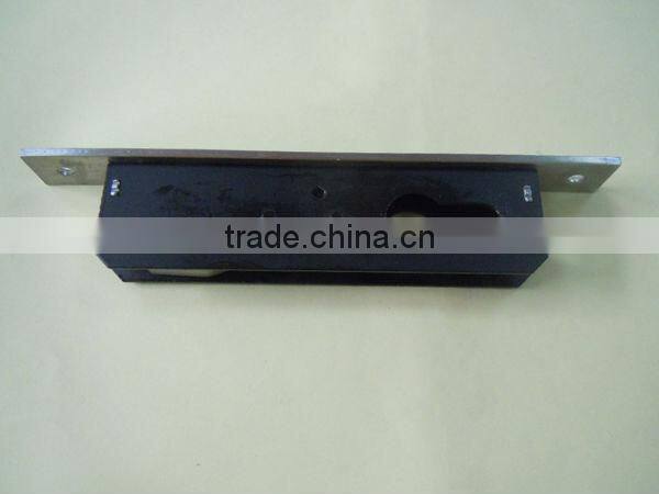 Sheet stamping metal turn lock
