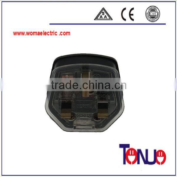 British universal 15A pulg adapter with light
