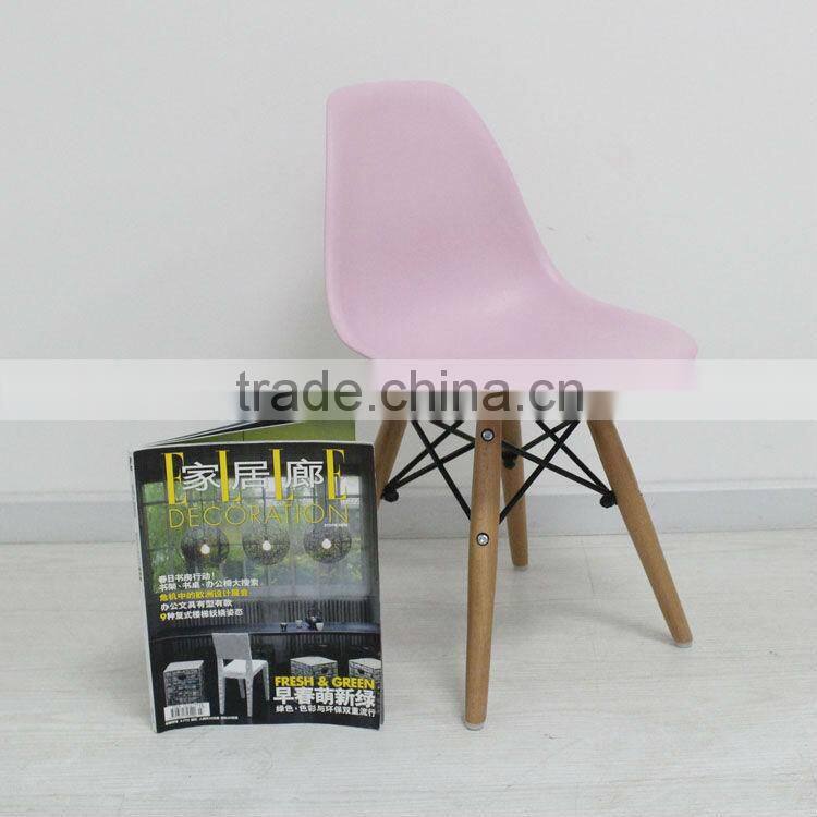 DSW baby chair/plastic seat with wood leg dining chair