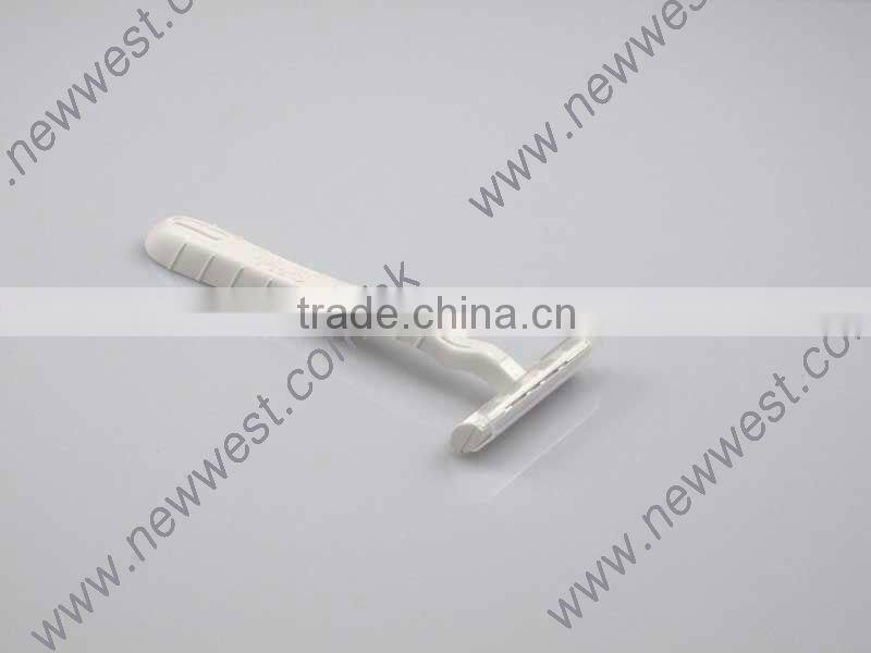 High Quality Disposable Amenities,Triple Blade Hotel razors with plastic handle