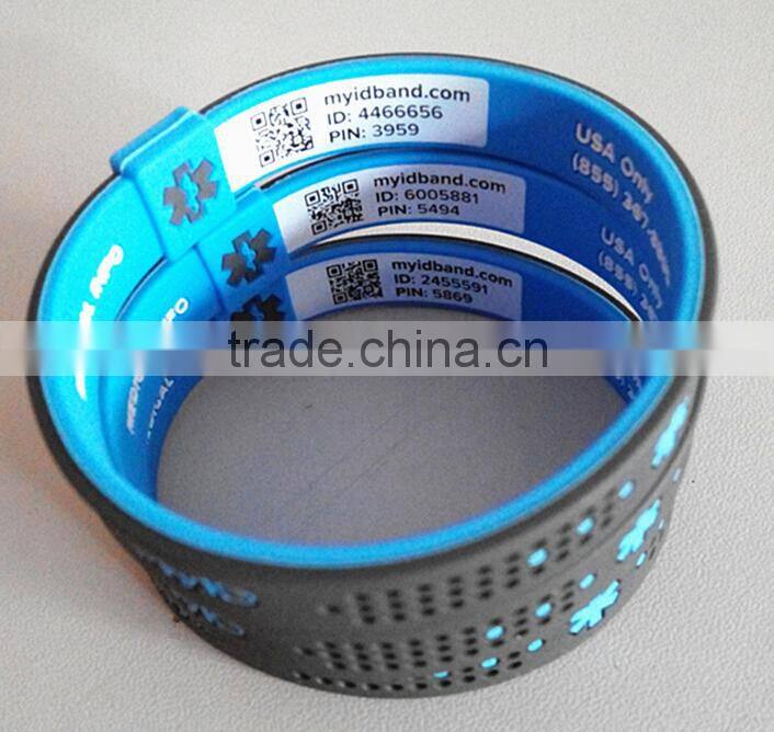 newest scannable fashion qr code silicone bracelet