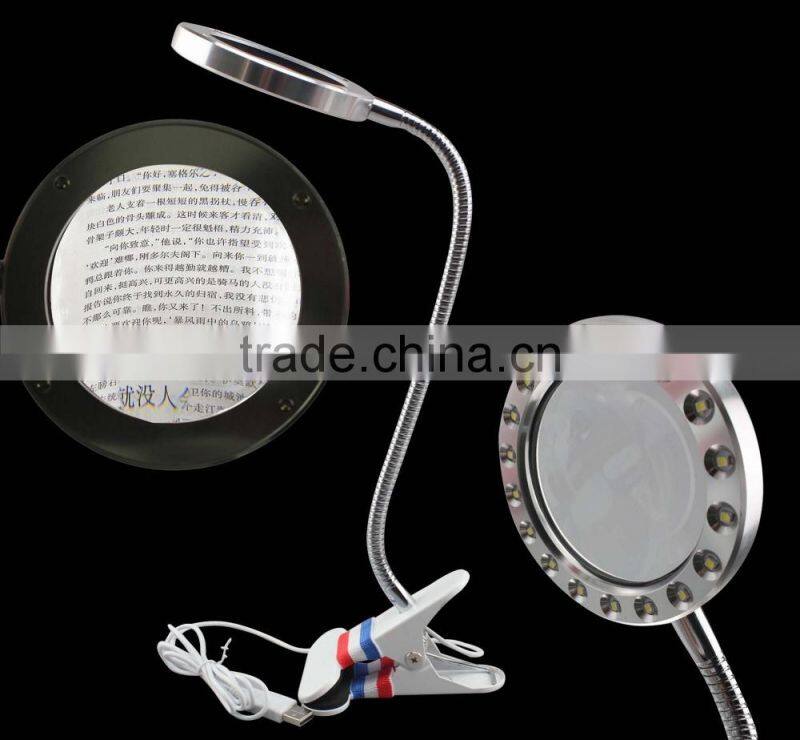 2016 latest popular fashionable New design gooseneck clip reading magnifier with LED light