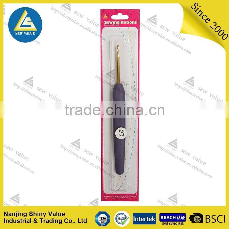multi colors plastic handle aluminum pretty crochet hooks
