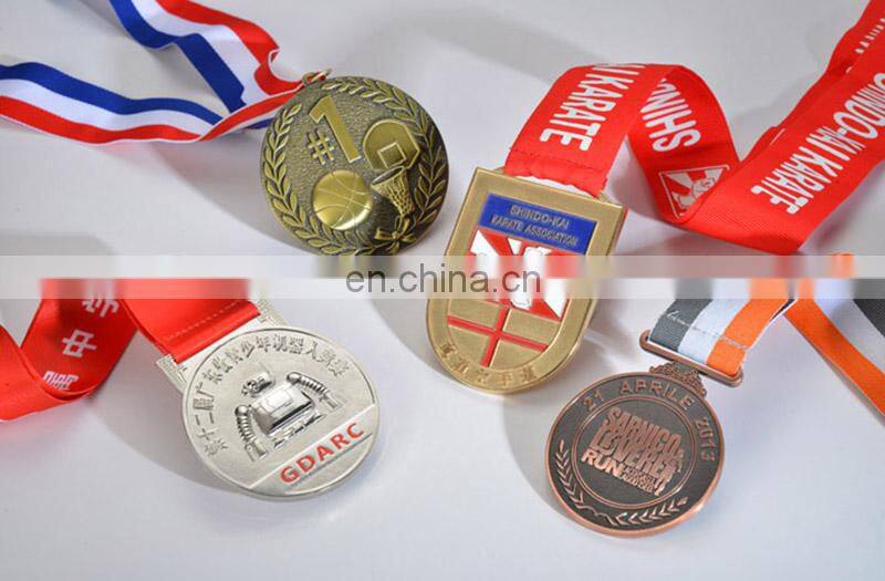 China custom ancient house anniversary medal for Beijing school