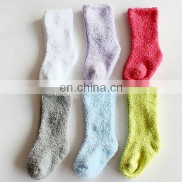 100% polyester fuzzy socks