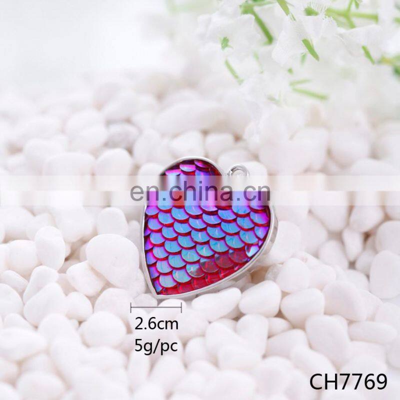 Hot sale metal alloy oval shape mermaid scale tail charm pendant for bracelet making