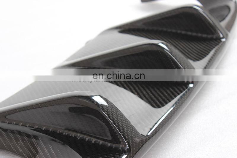 Rear Bumper Diffuser in Carbon Fiber for BMW E92 M3 2007-2013