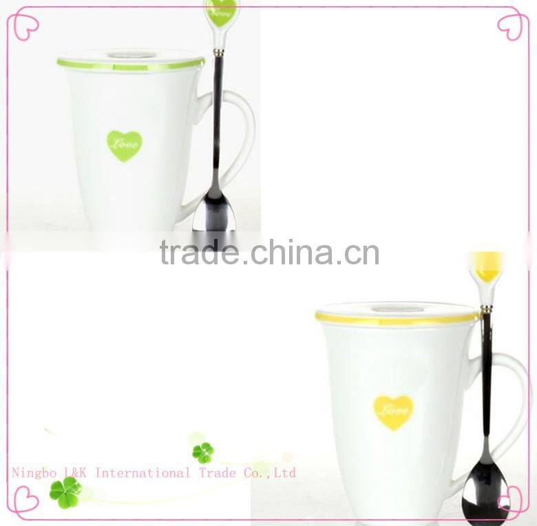 heart shape ceramic coffee cup with spoon/heart shaped ceramic cup with lid