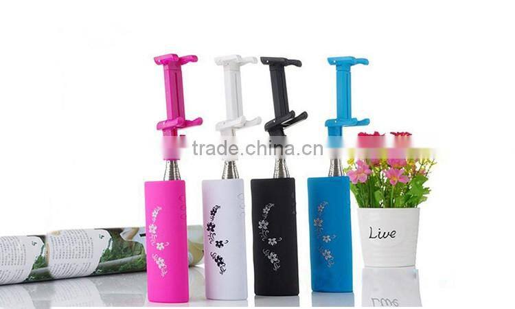 Multifunctional wireless Bluetooth monopod with power bank Bluetooth Selfie stick with charger