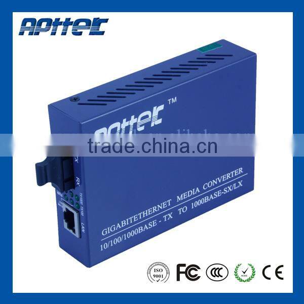 Long working fiber media converter sfp fiber connector fiber optic connector