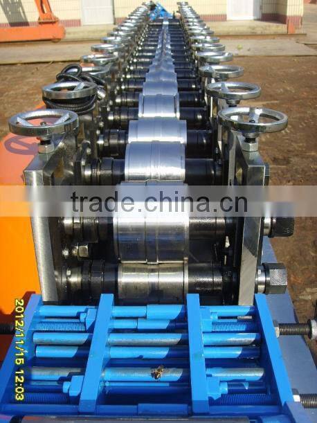 Main tee roll forming machine