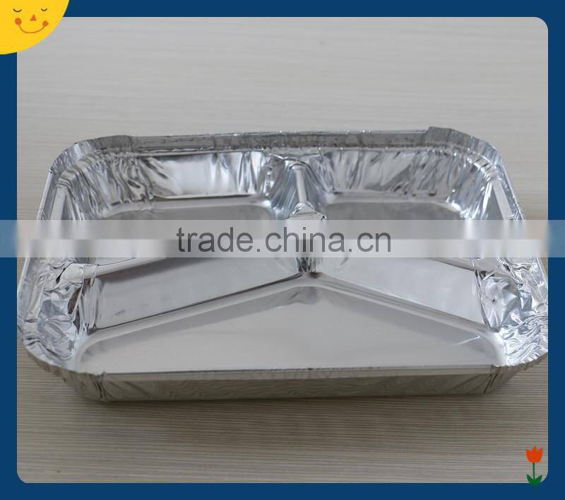 Disposable aluminum container for food packaging