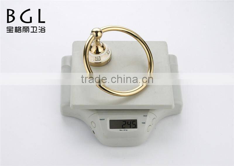ring design for bathrooms with zine alloy and gold finishing towel ring