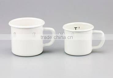 Can be customized logo thicking enamel cup 8cm with white rim