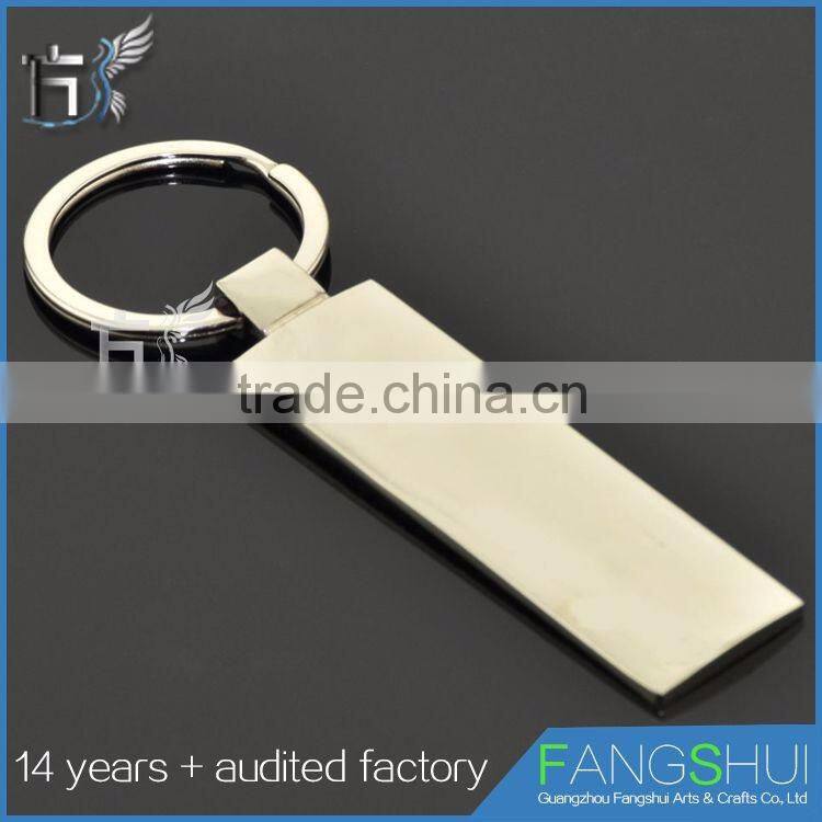 Customized factory price metal keychain gun for sale