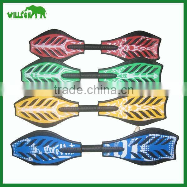 2 wheels plastic skateboard
