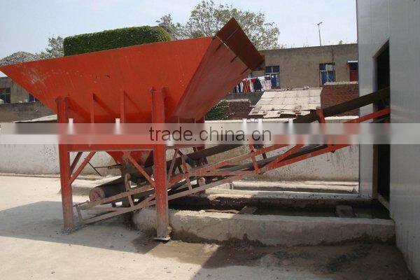 Concrete/cement storage hopper