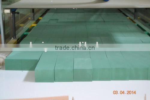 High quality florist supplies water-absorbing floral foam made in China