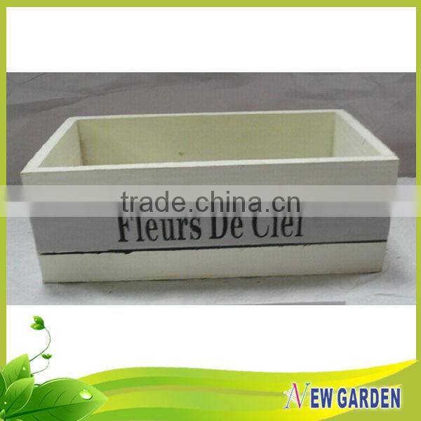 Fashionable Customzied Barrel Shape Wooden Different Types Flower Pots