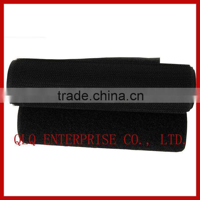 Slatwall loop and hook