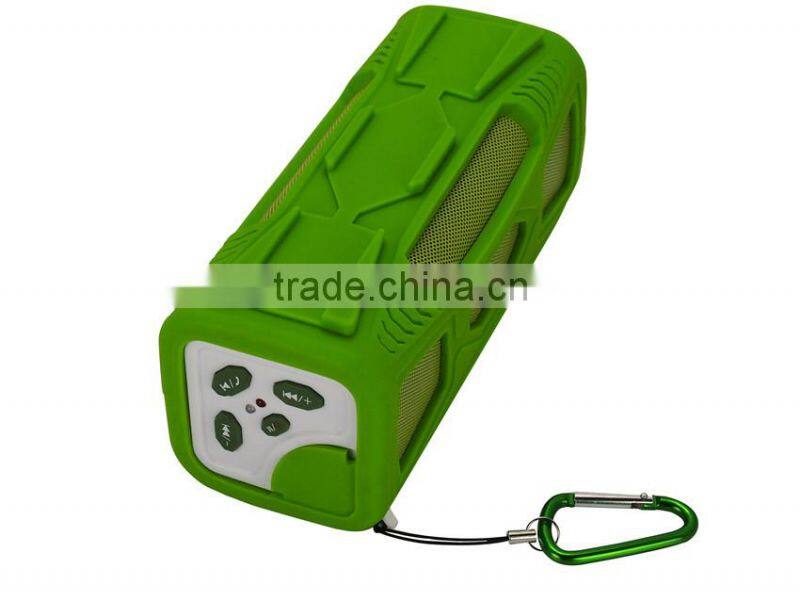 Factory Wholesales Wireless Portable Music High-end Bluetooth Speaker With Silicone Case Remote Clock