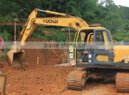 Chinese New 2 Ton Mini Track Excavator for Sale