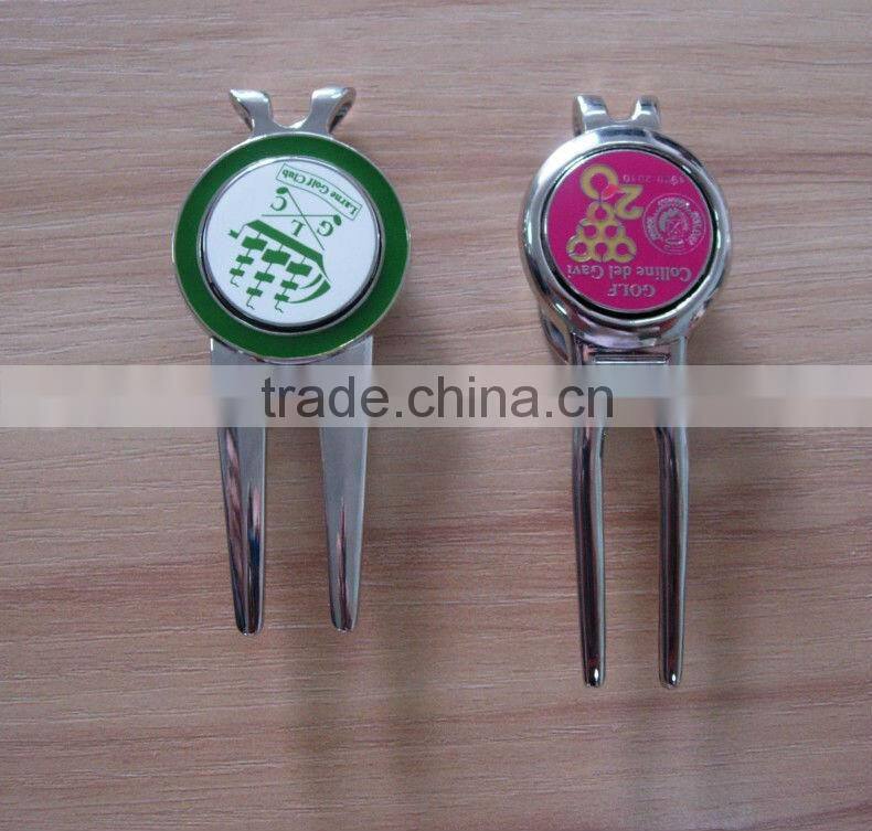 bulk golf divot tool with ball markers