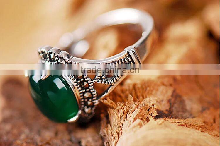 For women vintage fashion green agate stone ring