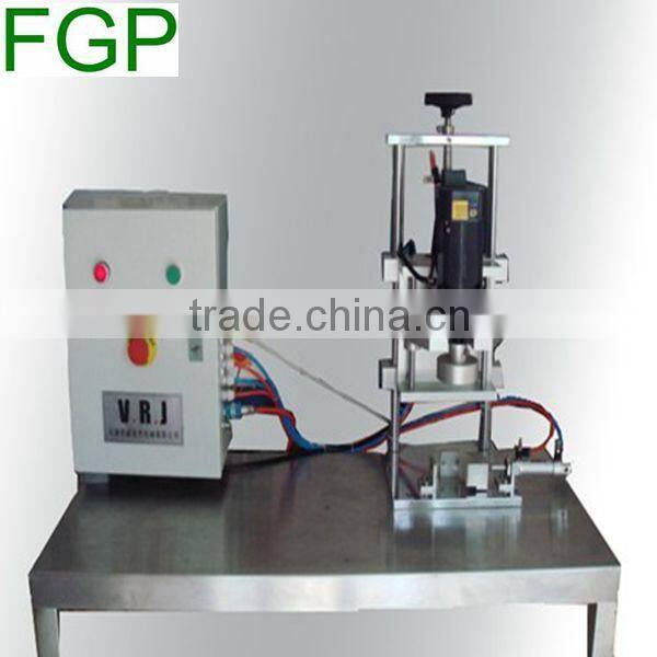 Manual small desktop capping machine perfume capper capper machine cap sealing machine