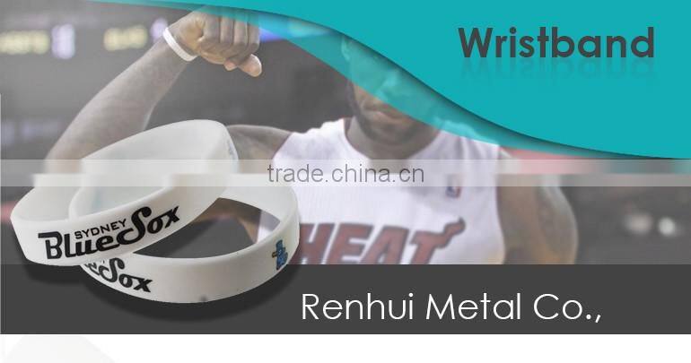 2016 fashion wholesale adjustable silicon wristband,cheap custom sport wristband silicone