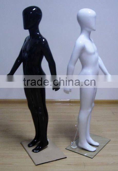 Plastic kids mannequin