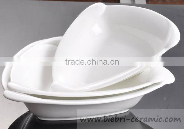 Plain White Color Triangle Pasta Cereal Serving Porcelain Bowls For Hotel And Restaurant