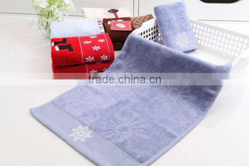 high quality cotton baby face towel with christmas cartoon pattern towels