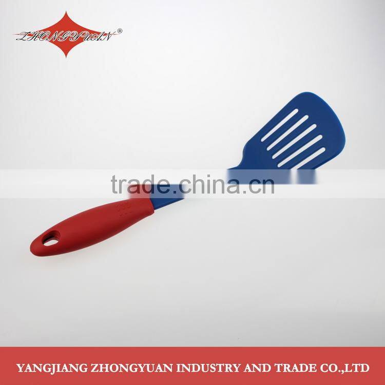 High quality plastic coating nylon kitchen tools of slotted Shovel