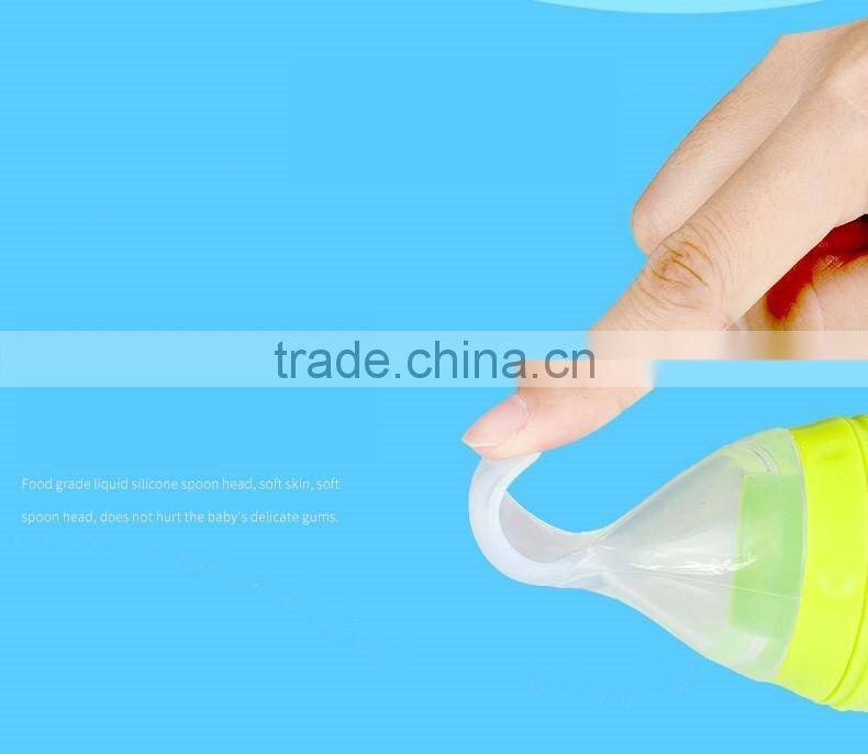 baby feeding bottle with spoon/squeeze feeder/Baby Silicone Squeeze Spoon