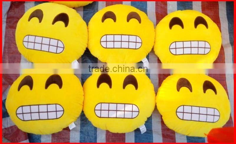 Factory direct wholesale custom whatsapp emoji pillow