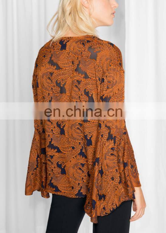 OEM/ODM Design Retro Style Clothing V-neckline Women Top Jacquard Flounce Top (16112203)