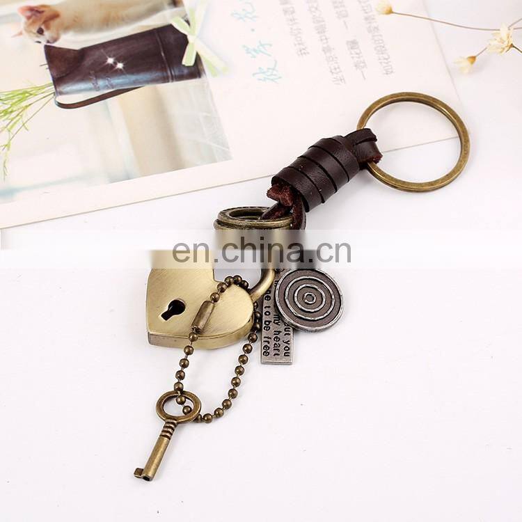 Wholesale gifts for men heart shaped lock with key vintage punk keychain