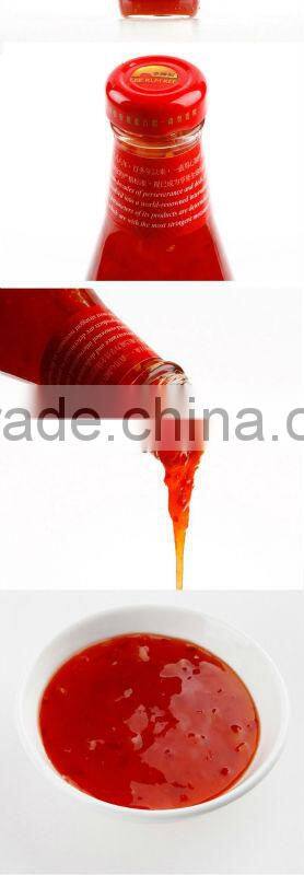 tomato sauce in glass jar