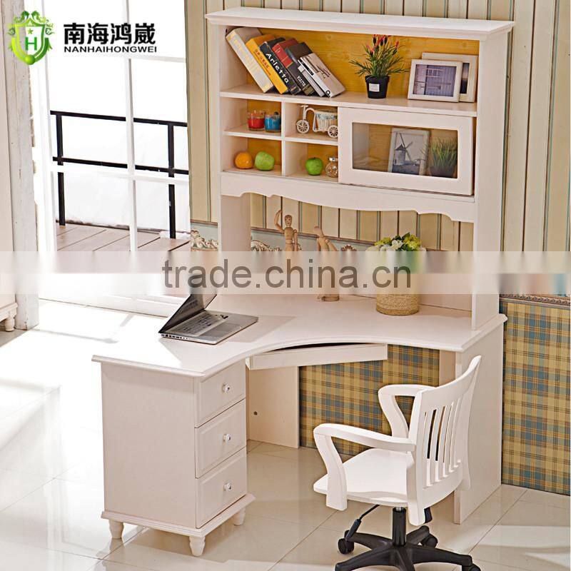 Stock Ivory White Vintage Style Modern Wooden MDF Double Bed