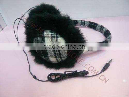 HSET207 earmuff headphone in ear muffs
