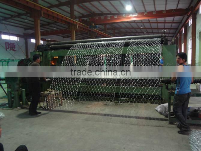 Chicken wire mesh/gabion basket Gal. Hexagonal wire mesh -(Factory)