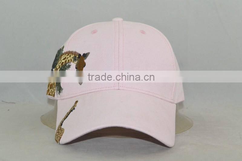Guangzhou hat factory professional custom 6 panel / 100% cotton/pink/giraffe embroidery logo/baseball cap