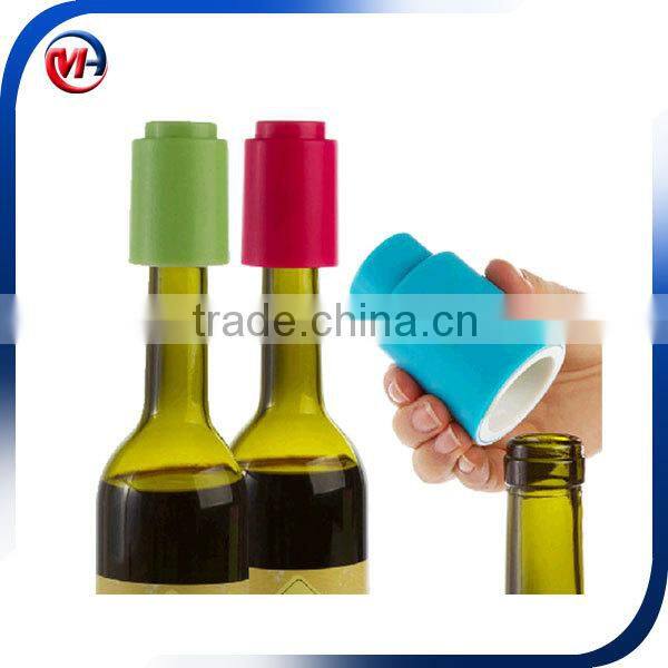 plastic measured pourers , wine pourer