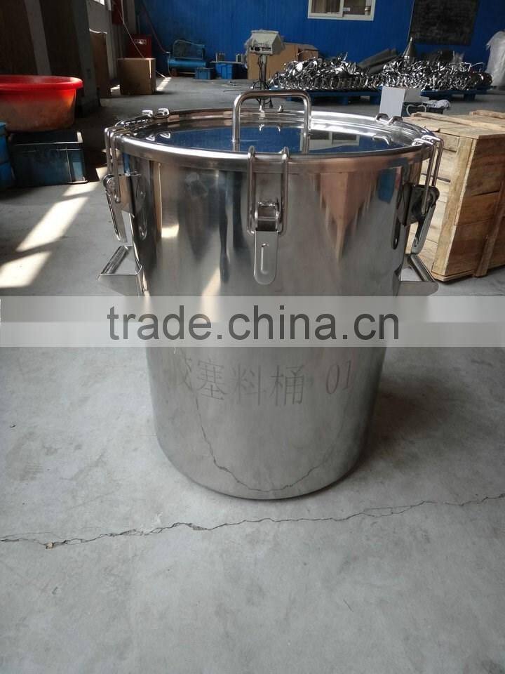 Stainless Steel Drum set with pull down locking