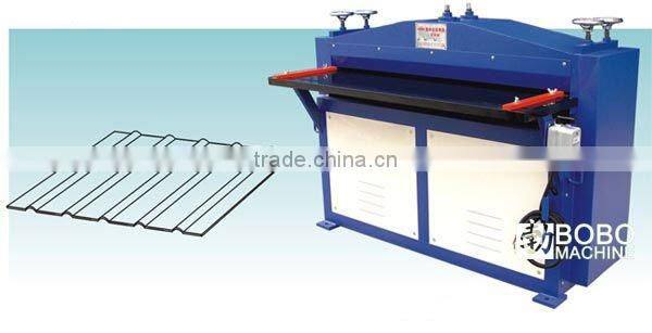 Metal sheet beading machine