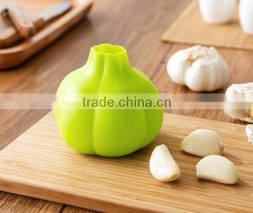 cy287 new creative Silicone Garlic Peeler Kitchen Gadget Roller Tool Kitchen Accessory Tool