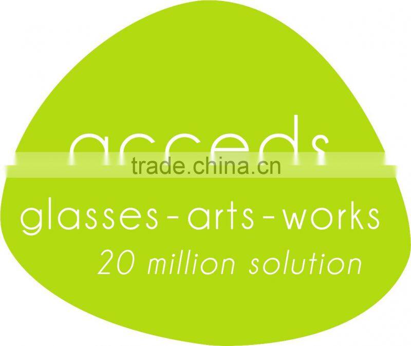 Eco-Friendly Hand Made Borosilicate Glass Jug