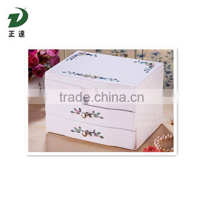 cJewelry ZD-1506 Box Girls Jewelry Organizer Mirrored Mini Travel Case Lockable White